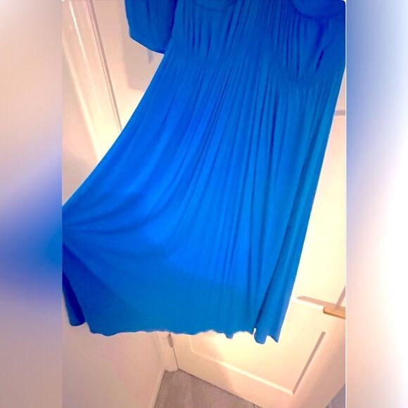 Moda International Ruched Midi Dress - Picture 6 of 8